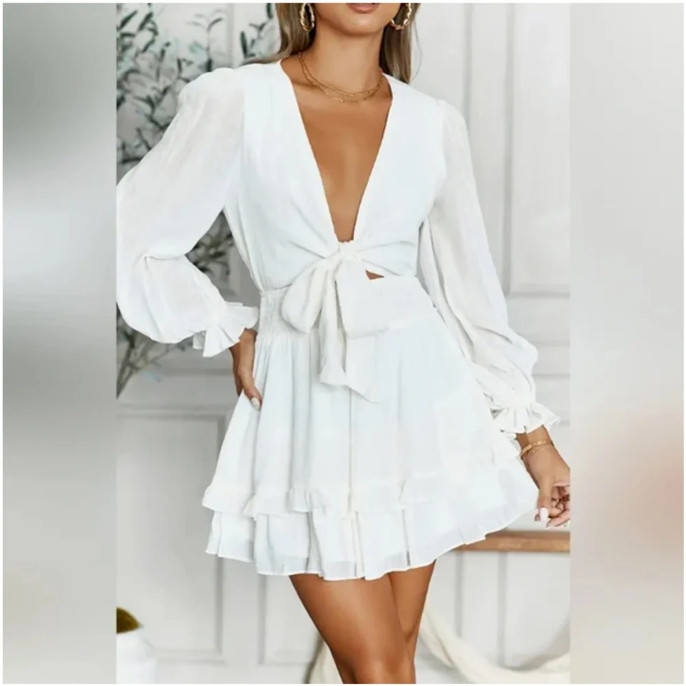 Hello Molly ivory white bow front dresss - Picture 6 of 6